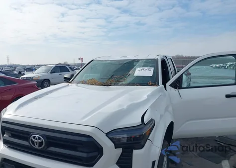 2024 Toyota Tacoma Sr z USA, uszkodzony, nr VIN 3TYKD5HN7RT003891